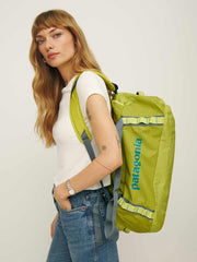 Reformation Patagonia Black Hole Duffel 40l - Phosphorus Green