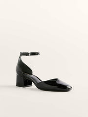 Reformation Mallori Closed Toe Heel - Black