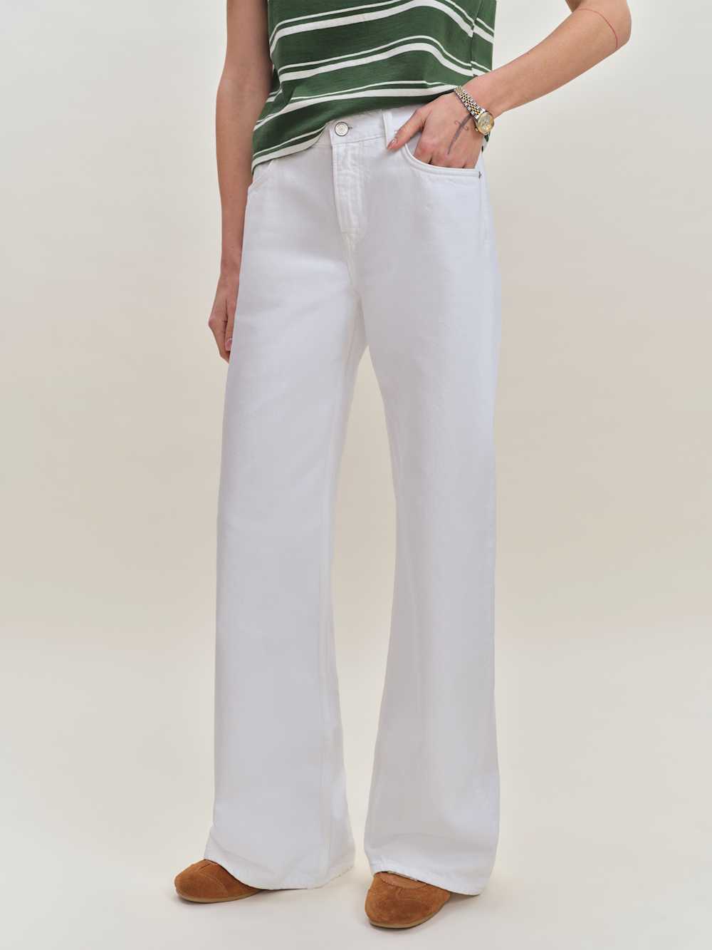 Reformation Cary Low Rise Slouchy Wide Leg Jeans - Optic White