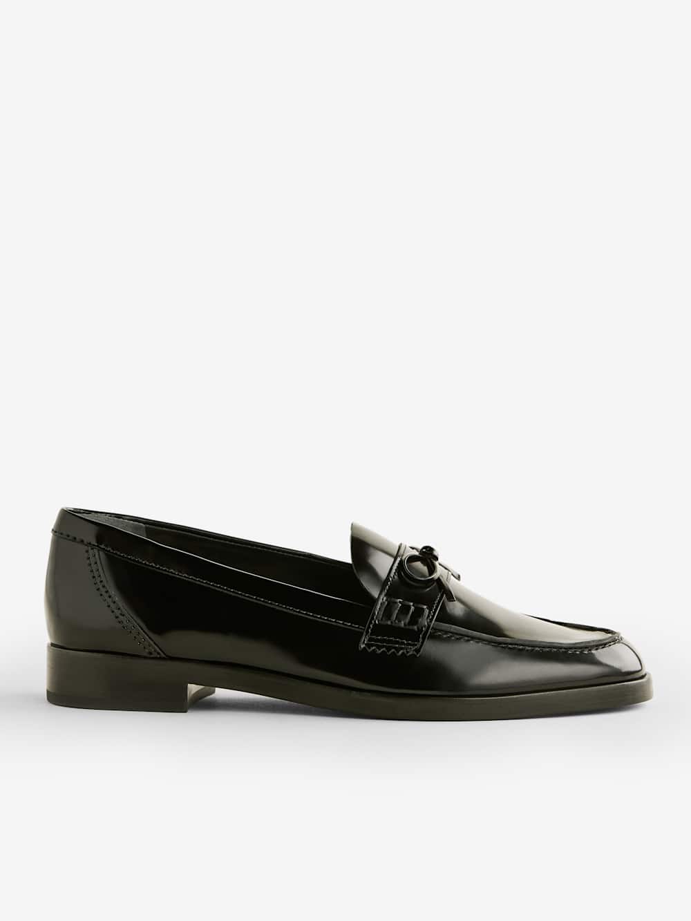 Reformation Kaylee Loafer - Black Bow