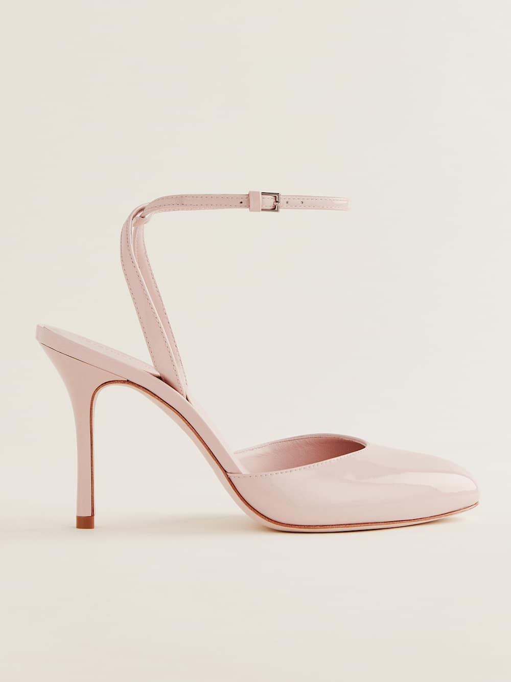 Reformation Parker Pump - Alabaster Patent