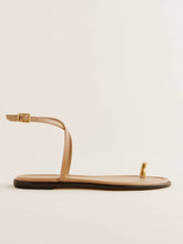Reformation Cindy Flat Sandal - Buff Leather