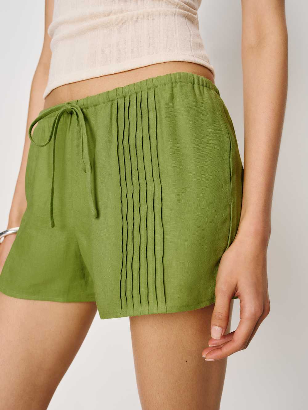 Reformation Hannah Linen Low Rise Short - Parrot