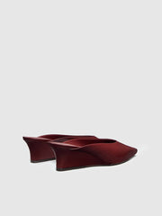 Reformation Marilyn Wedge Mule - Berry Jam Patent