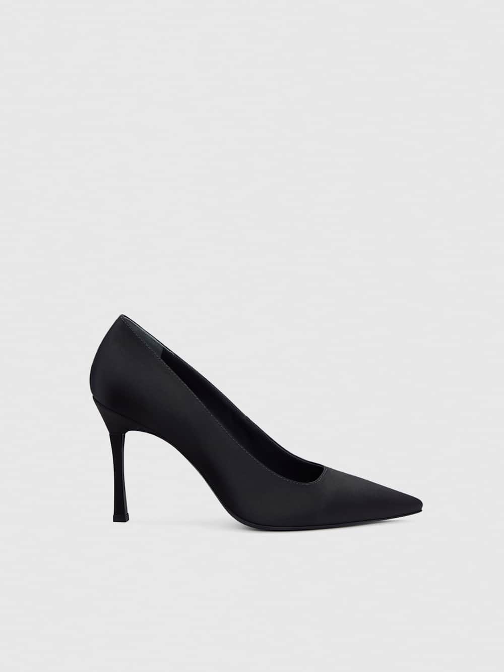 Reformation Joelle Heeled Pump - Black Satin