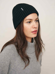 Reformation Patagonia Brodeo Beanie - Black