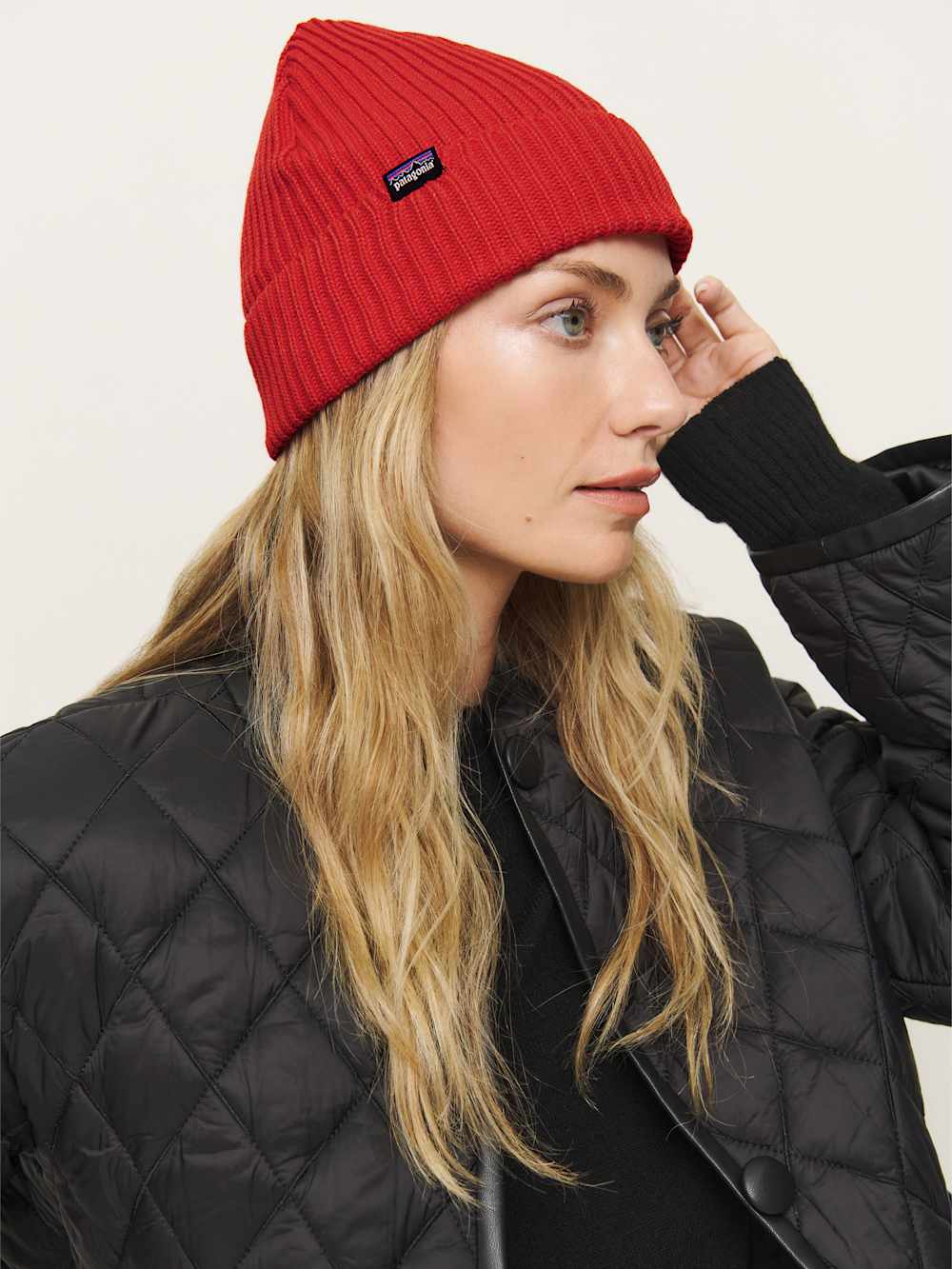 Reformation Patagonia Fisherman's Rolled Beanie - Madder Red