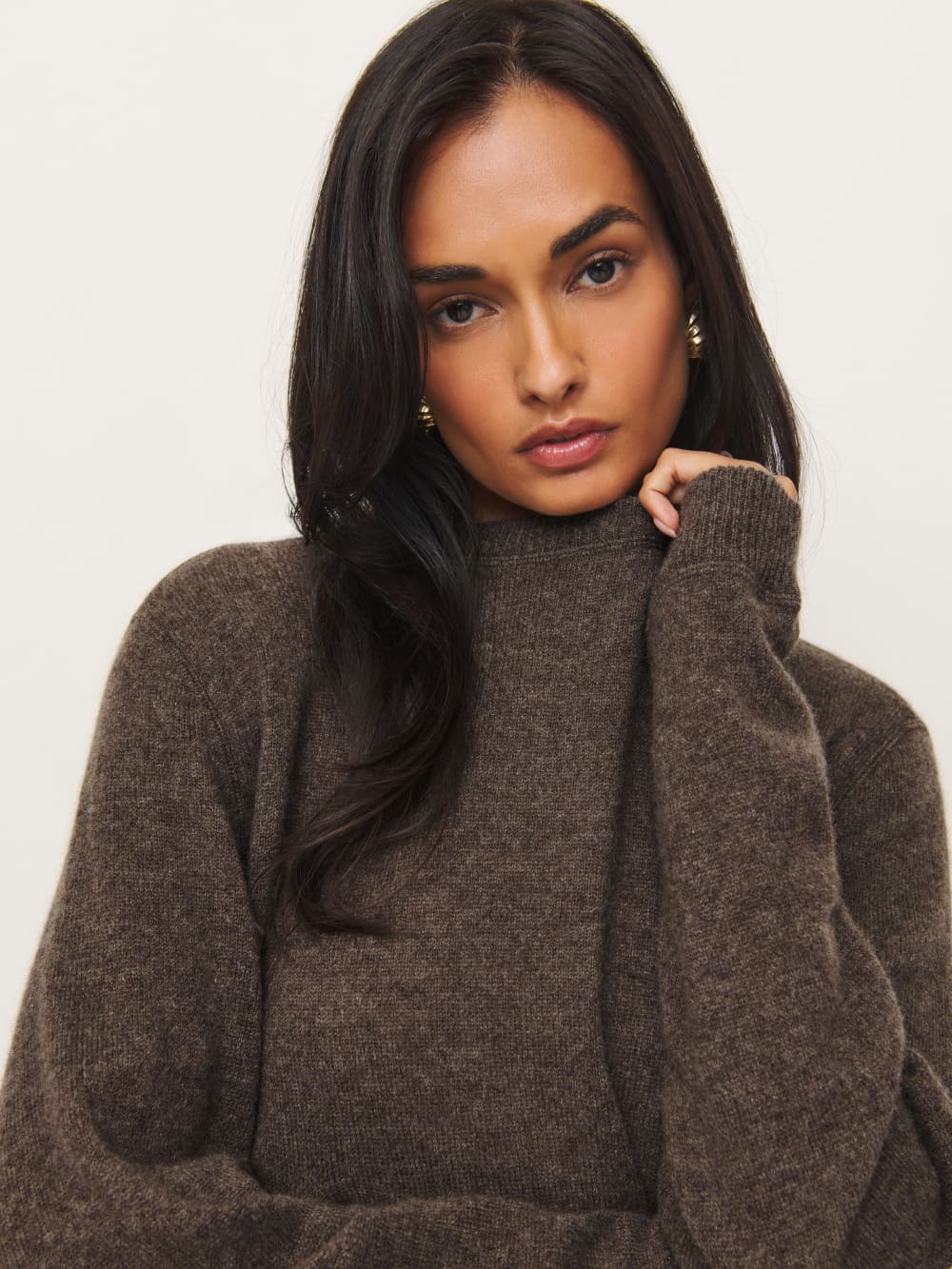 Reformation Cashmere Boyfriend Sweater - Walnut