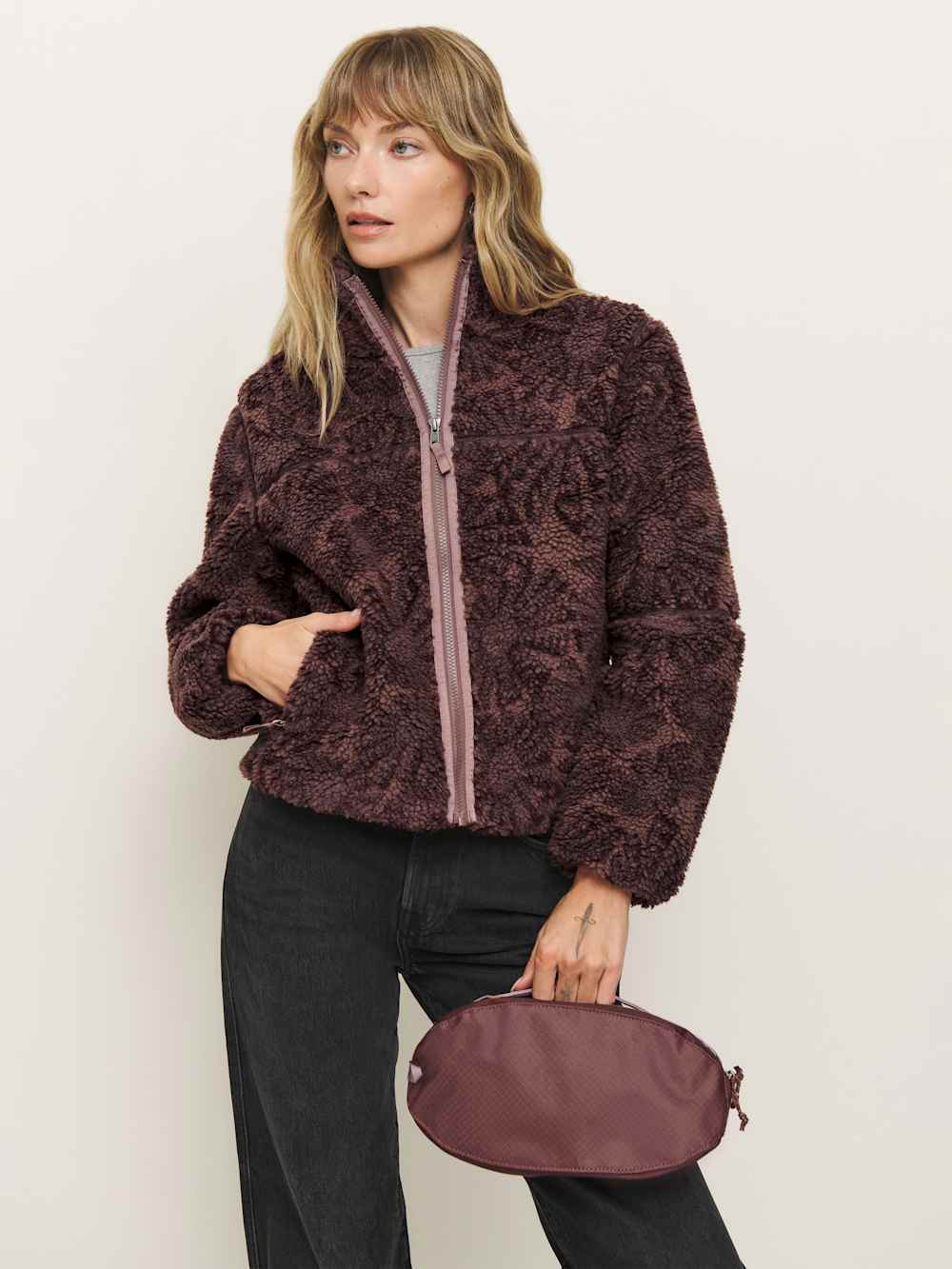 Reformation Patagonia Black Hole Small Cube - Mauve
