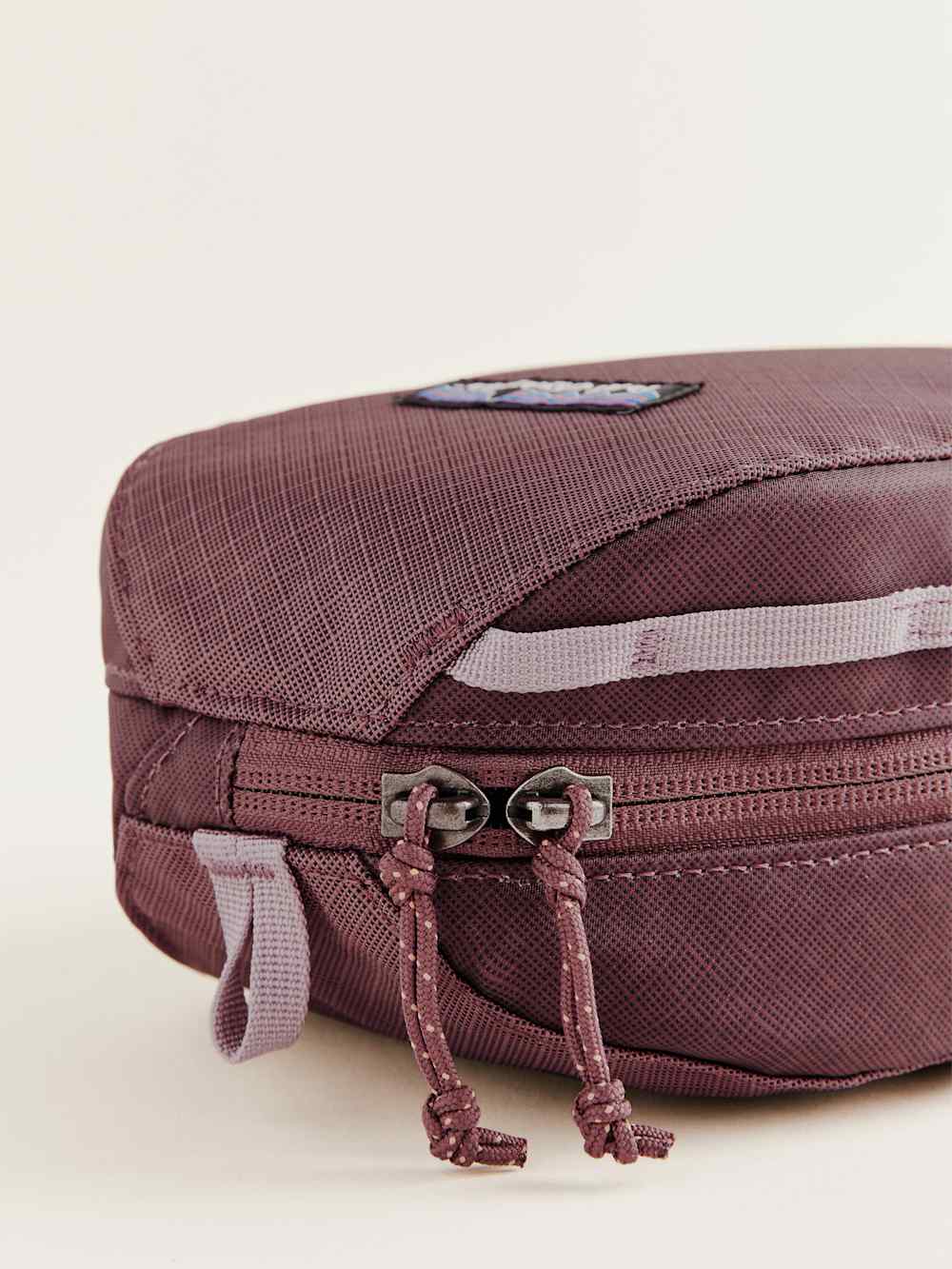 Reformation Patagonia Black Hole Small Cube - Mauve