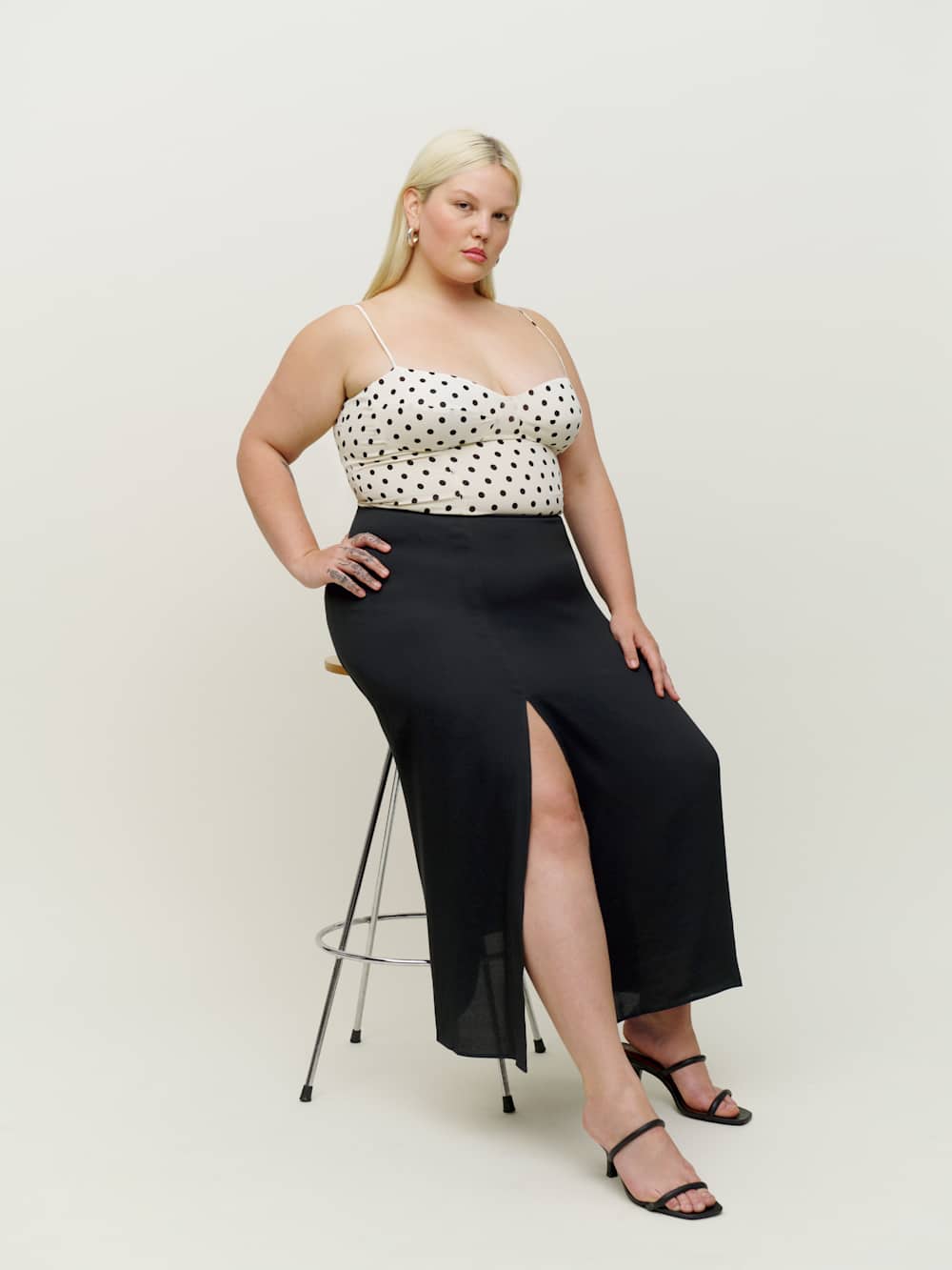 Reformation Zoe Skirt Es - Black