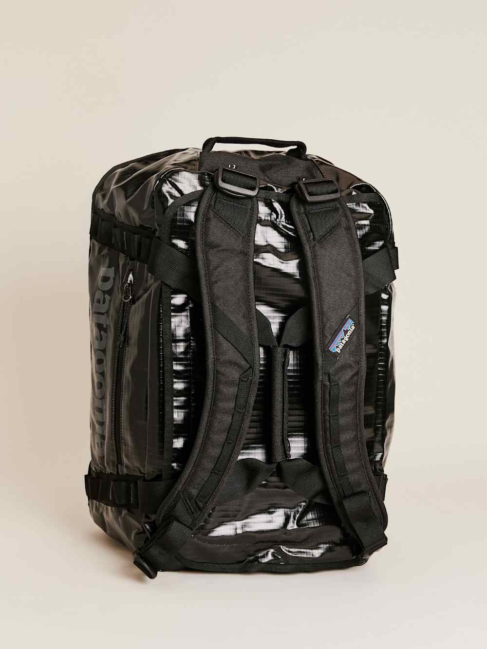 Reformation Patagonia Black Hole Duffel 40l - Black
