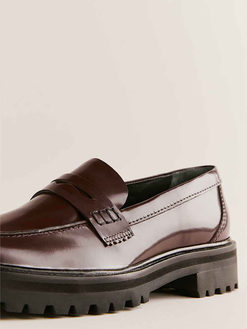 Reformation Agathea Chunky Loafer - Espresso Leather