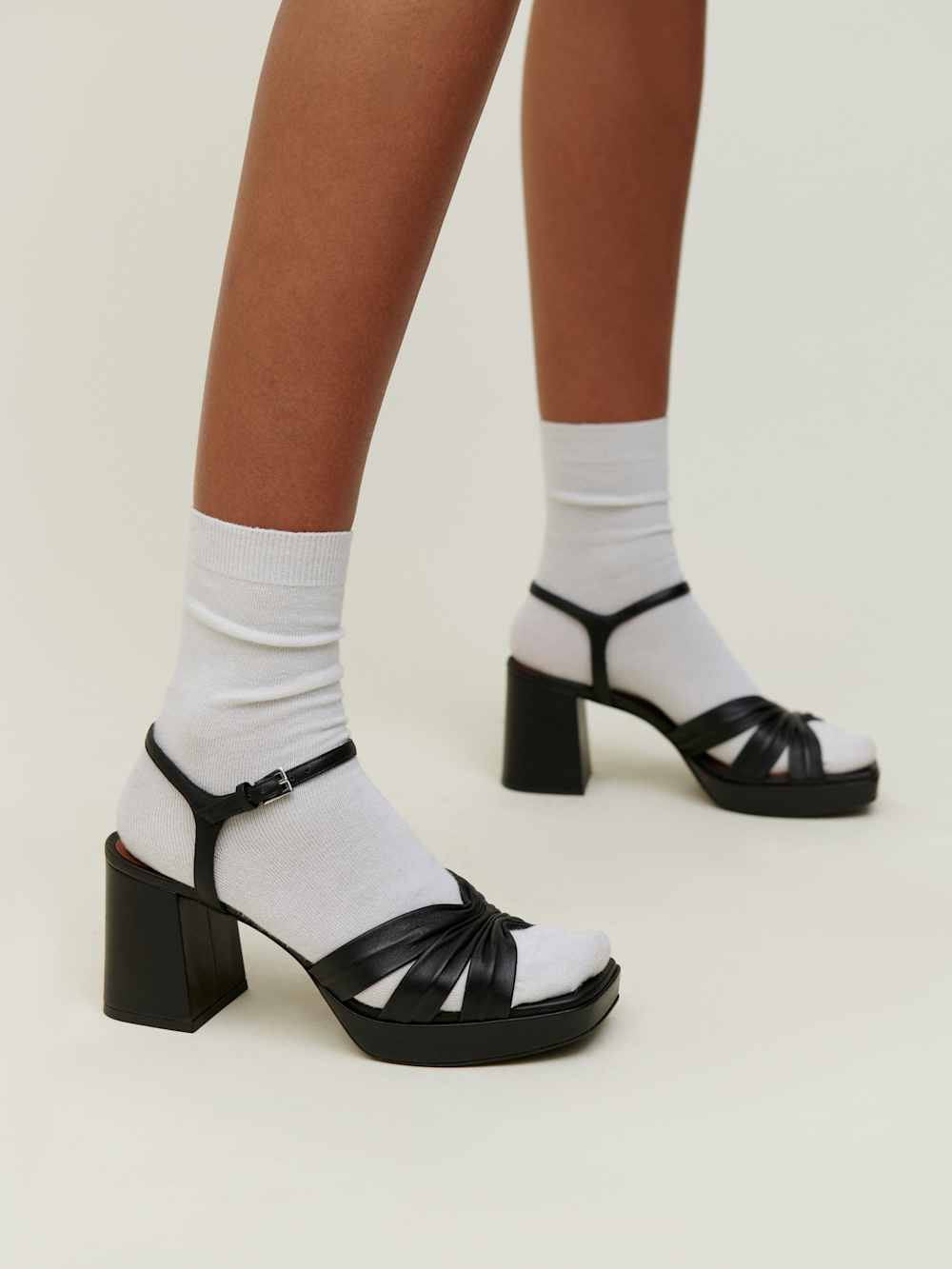 Reformation Maize Platform Sandal - Black Leather