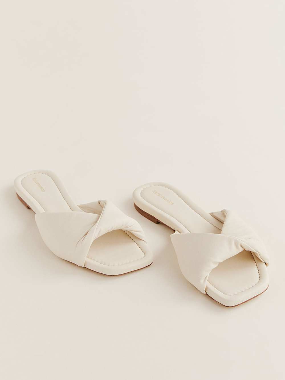 Reformation Mikki Twist Flat Sandal - Almond Leather