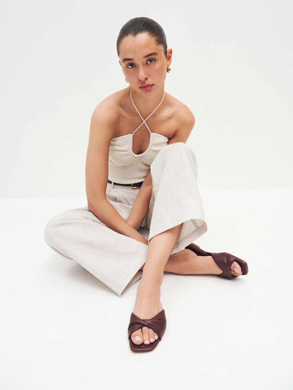 Reformation Mikki Twist Flat Sandal - Chestnut