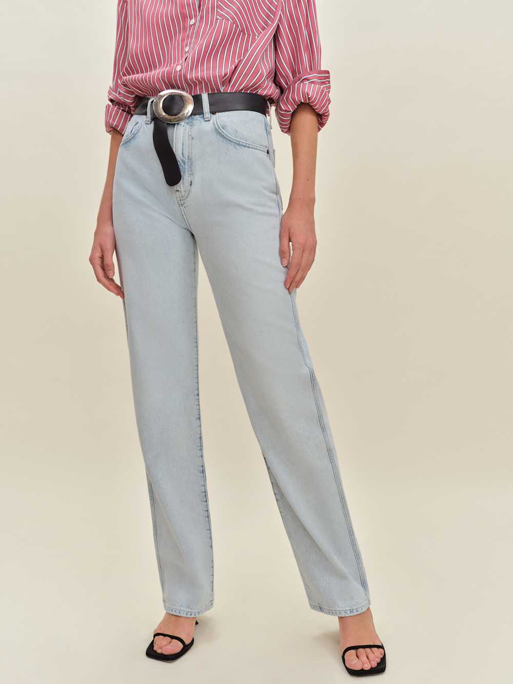 Reformation Val 90s Mid Rise Straight Jeans - Shasta
