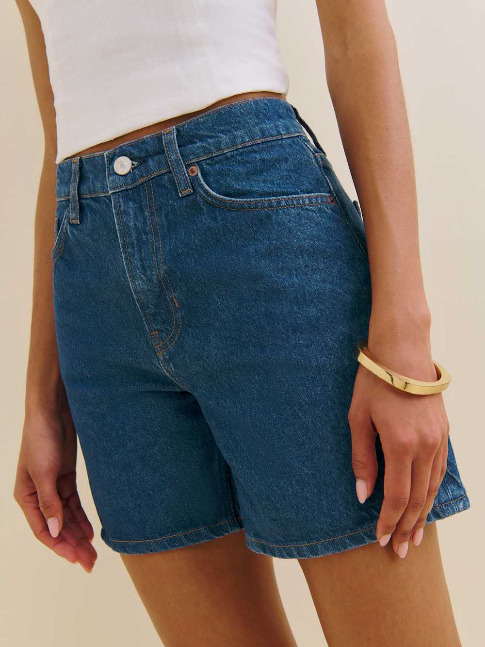 Reformation Raye Mid Rise 6” Relaxed Jean Shorts - Cleary