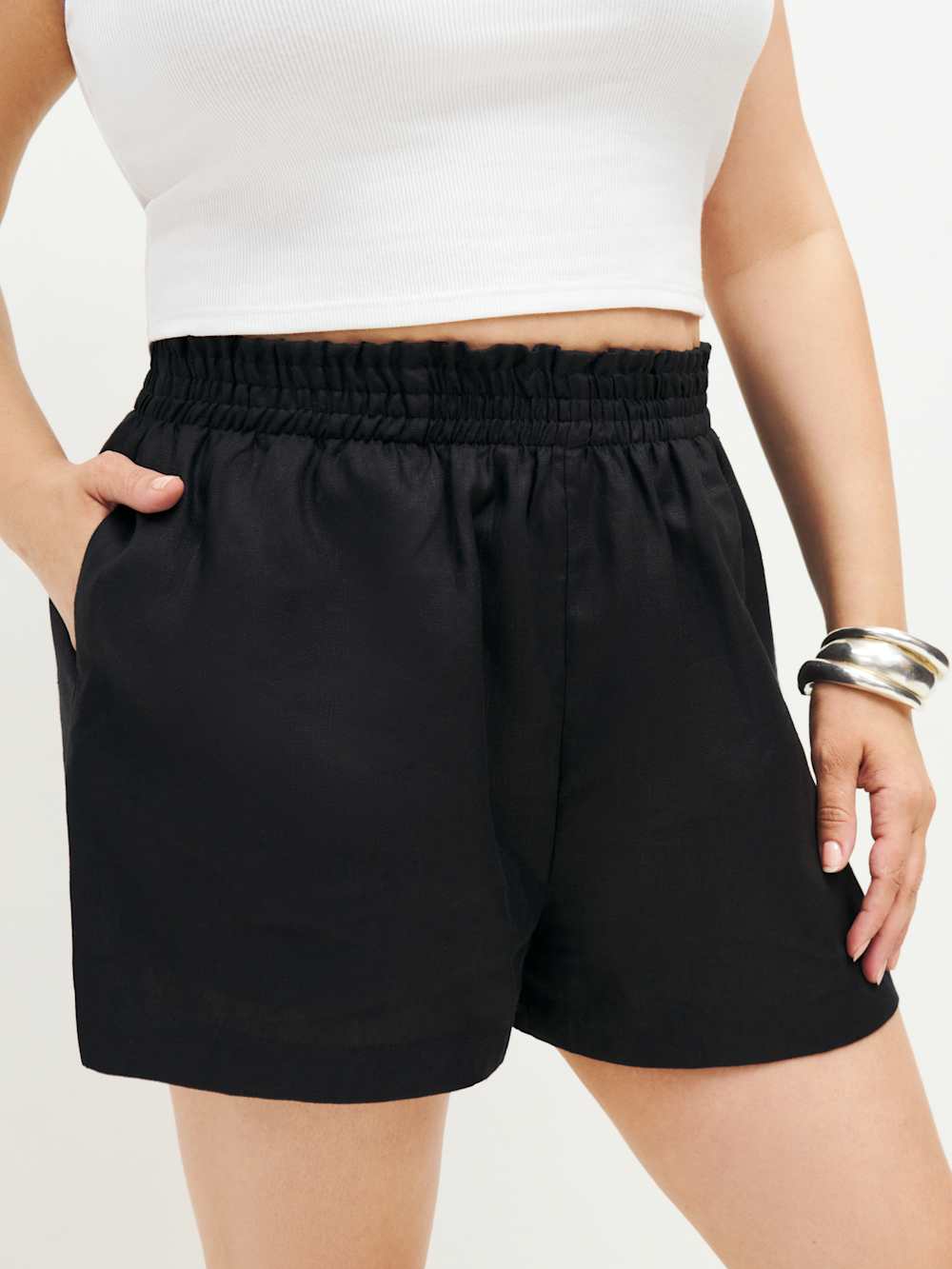 Reformation Mila Linen Short Es - Black