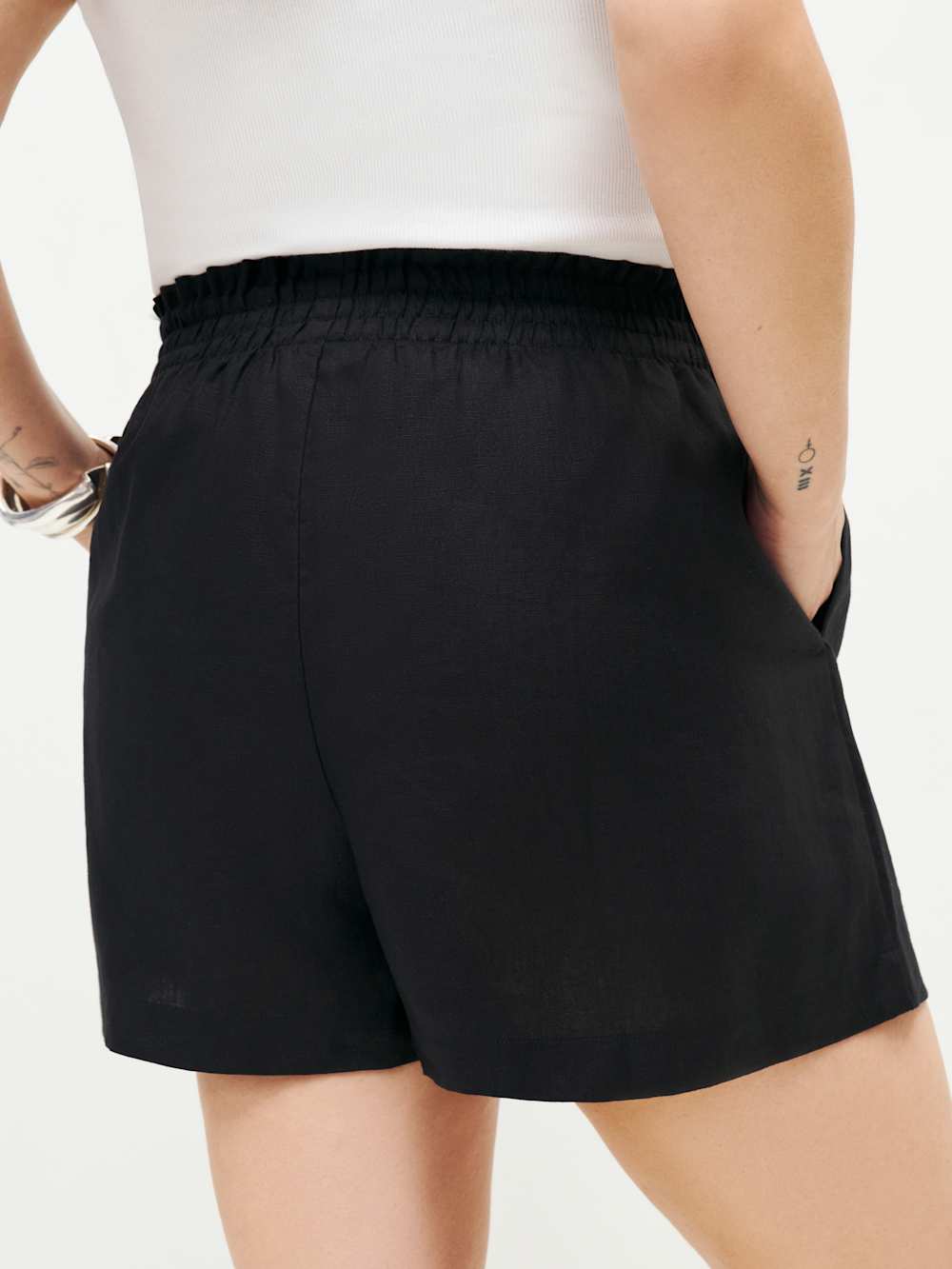 Reformation Mila Linen Short Es - Black