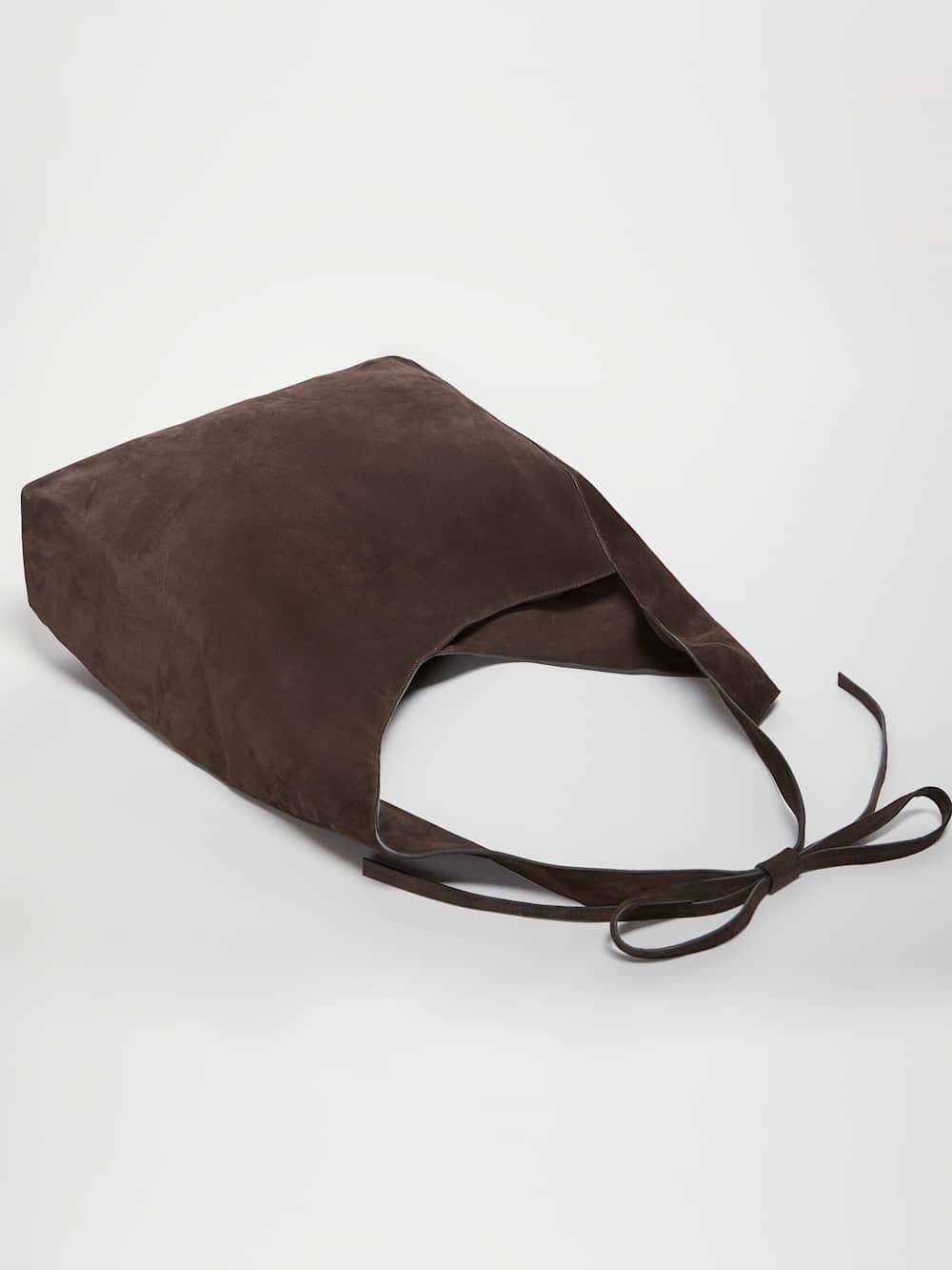 Reformation Oversized Vittoria Tote - Boss Suede