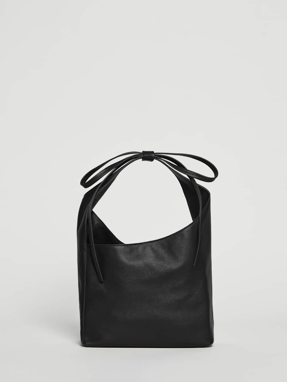 Reformation Small Vittoria Tote - Black Leather