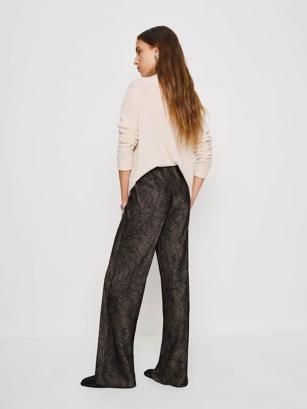Reformation Gale Satin Mid Rise Bias Pant - Venom