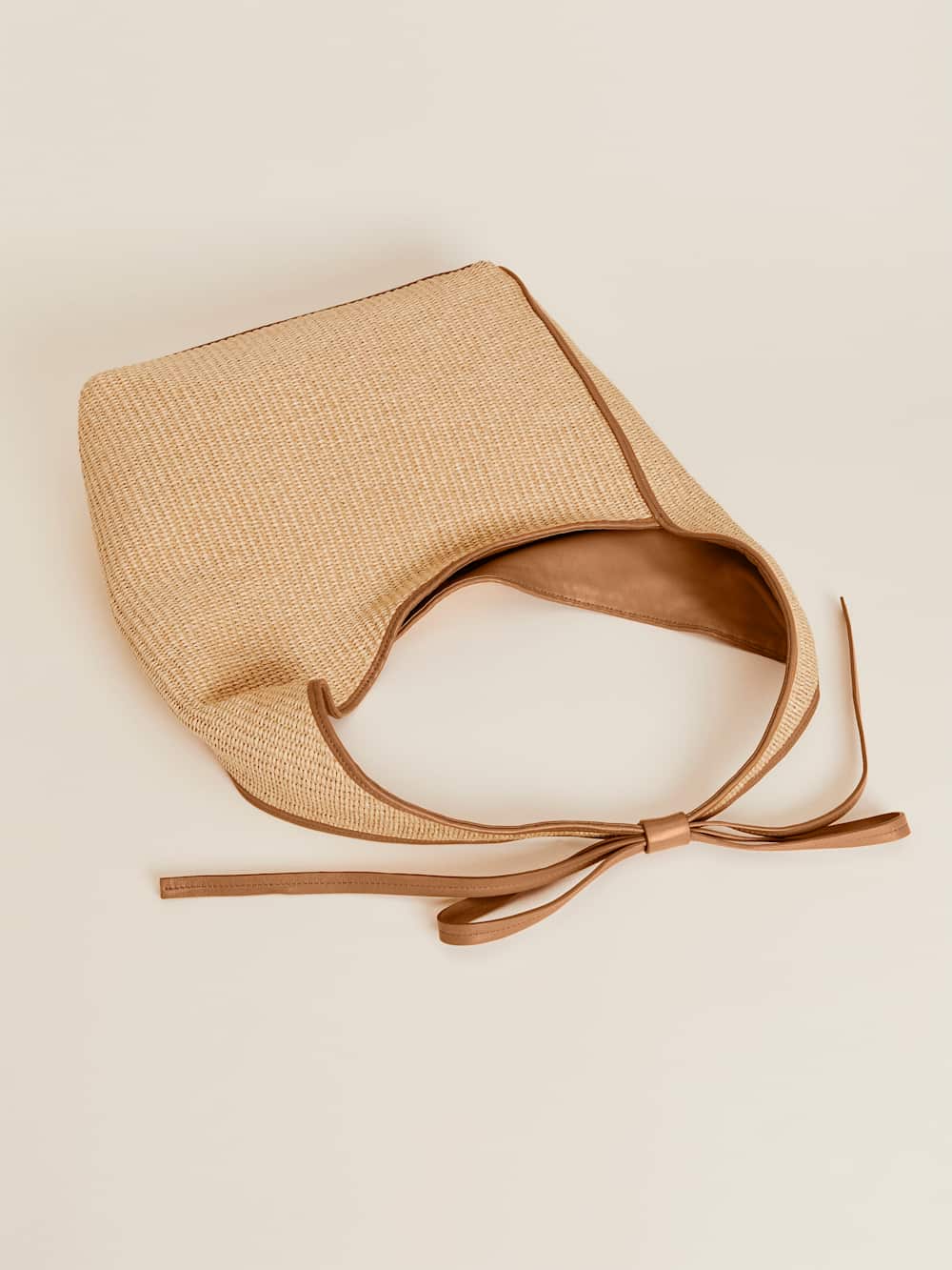 Reformation Medium Vittoria Tote Bag - Natural Raffia