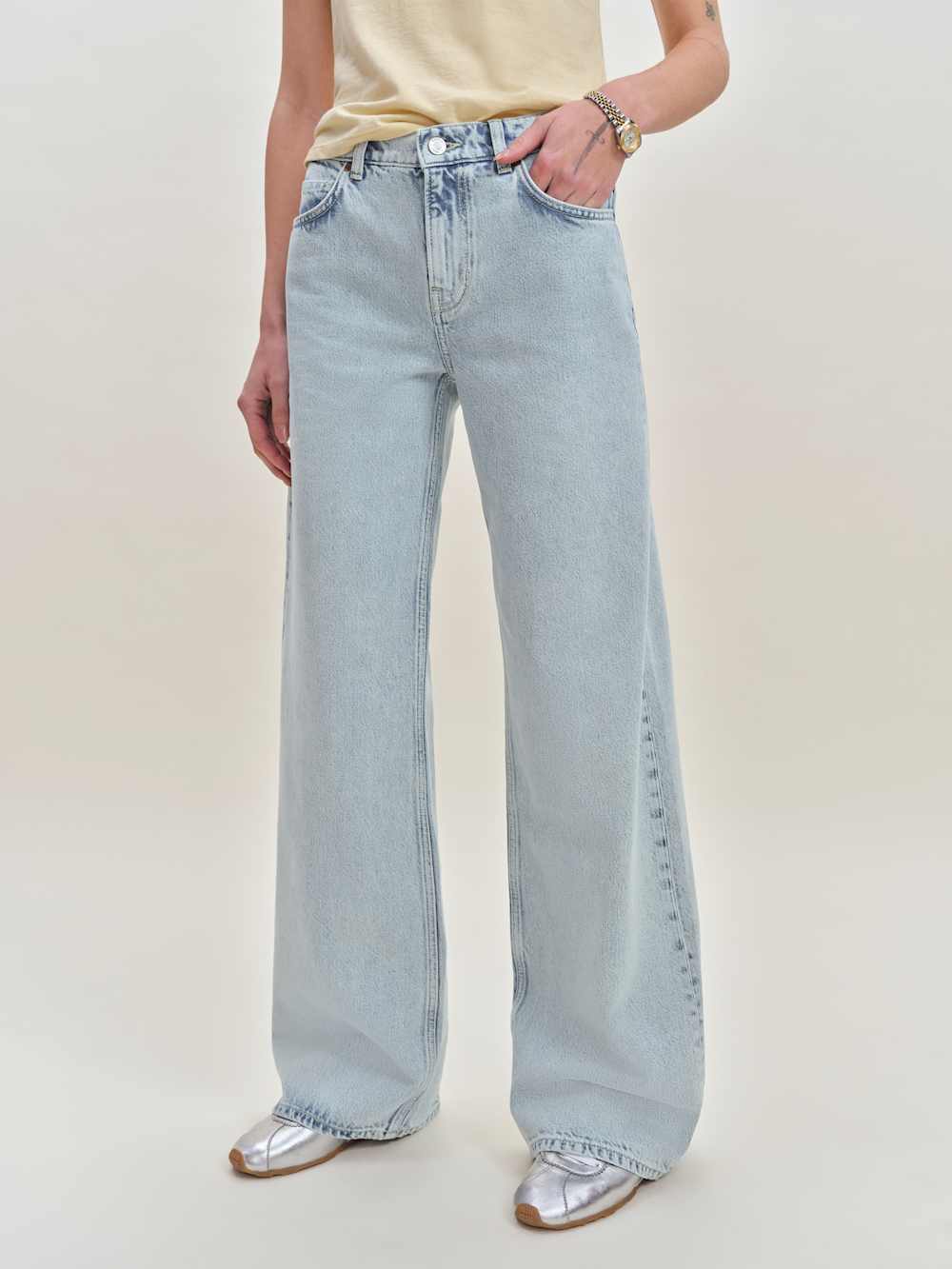 Reformation Cary Low Rise Slouchy Wide Leg Jeans - Cloquet