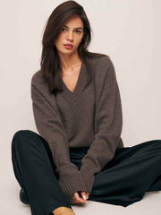 Reformation Jadey Cashmere Oversized V-neck Sweater - Dachshund