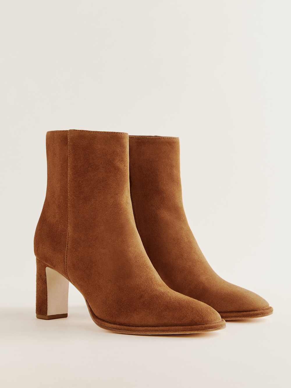 Reformation Gillian Ankle Boot - Rum Suede