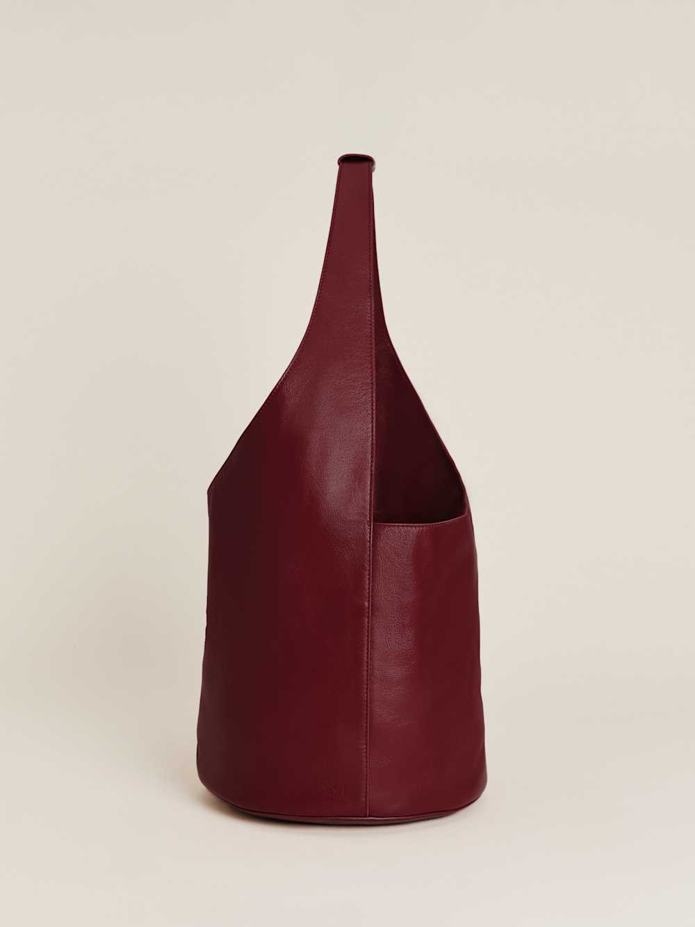 Reformation Medium Silvana Bucket Bag - Cremisi