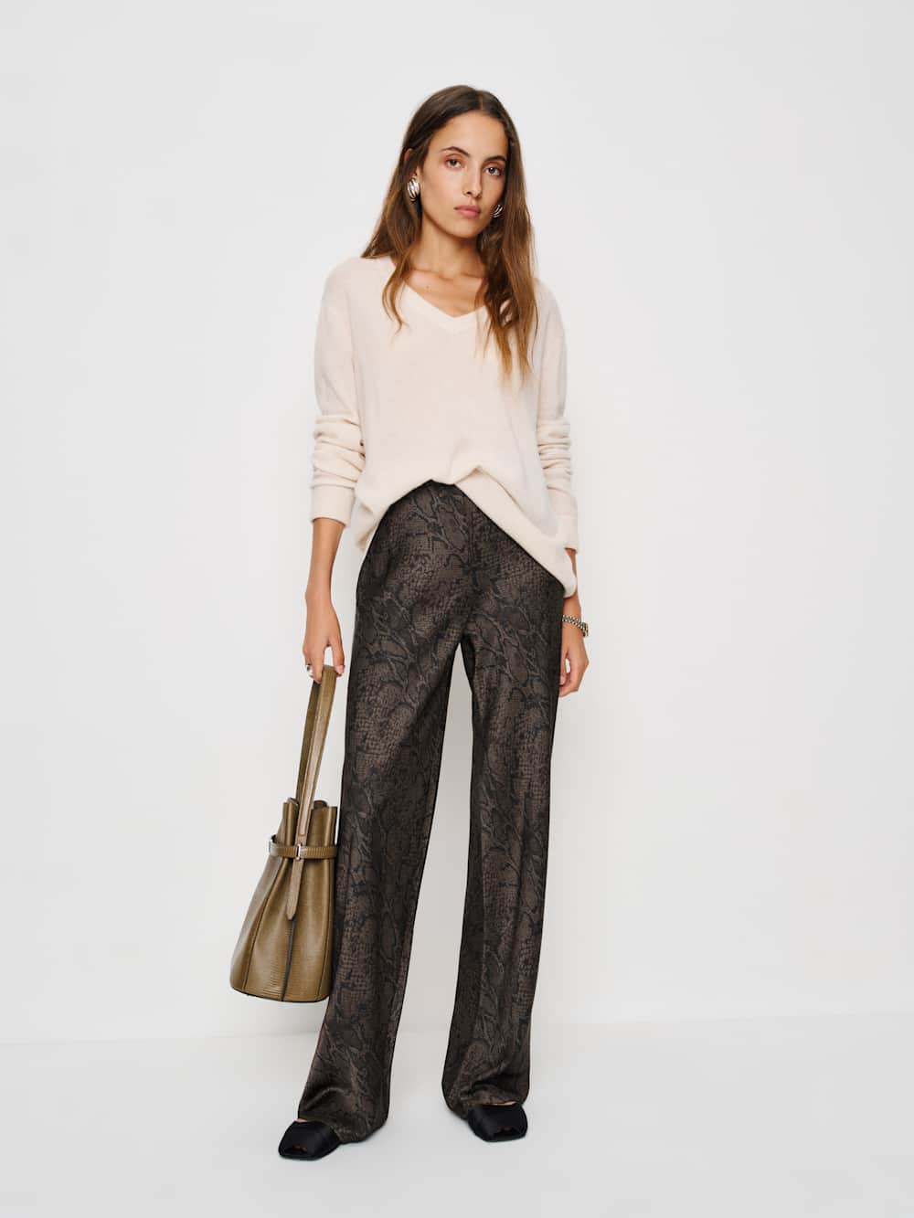Reformation Petites Gale Satin Mid Rise Bias Pant - Venom