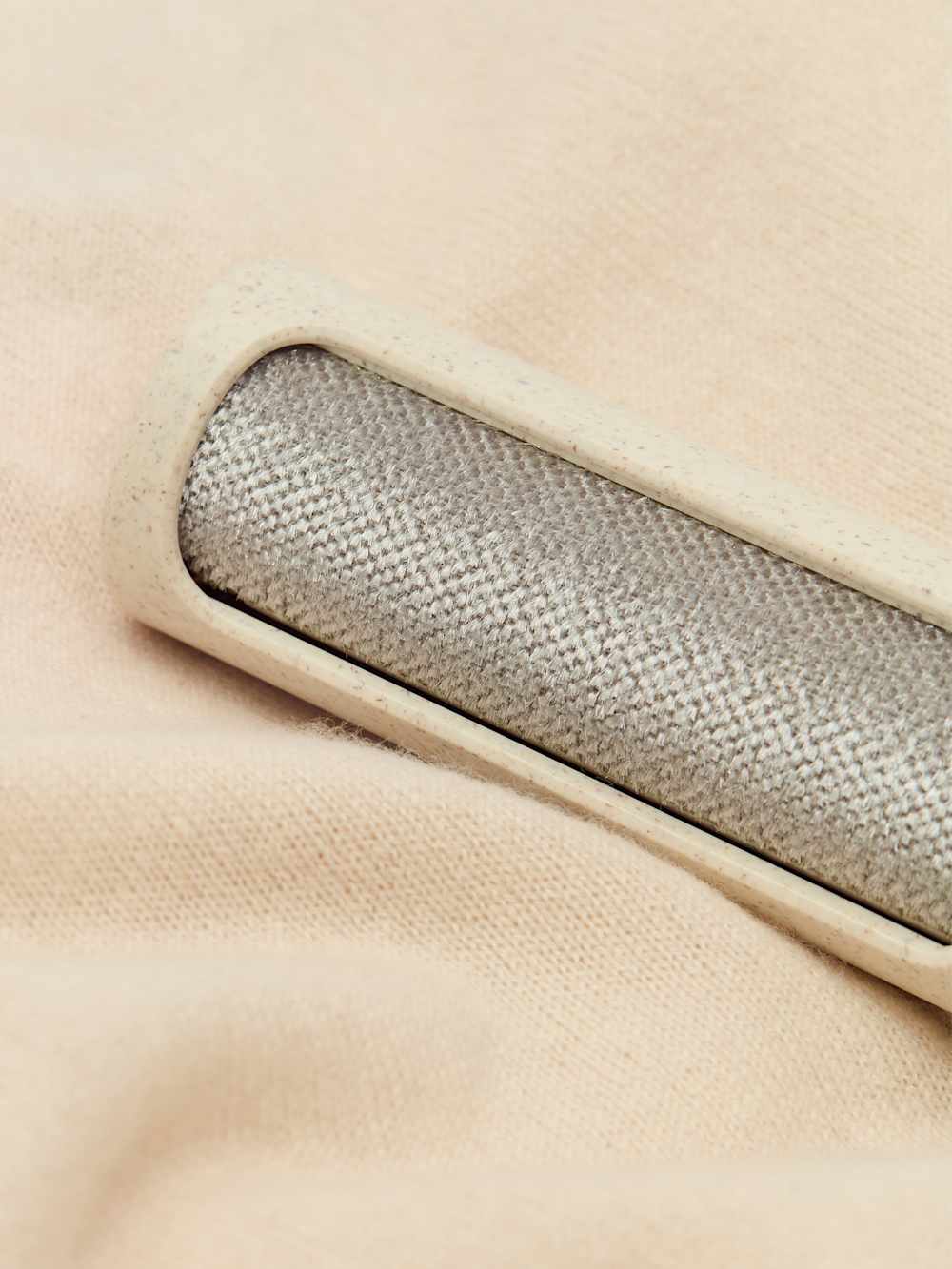 Reformation Steamery Lint Brush - Beige