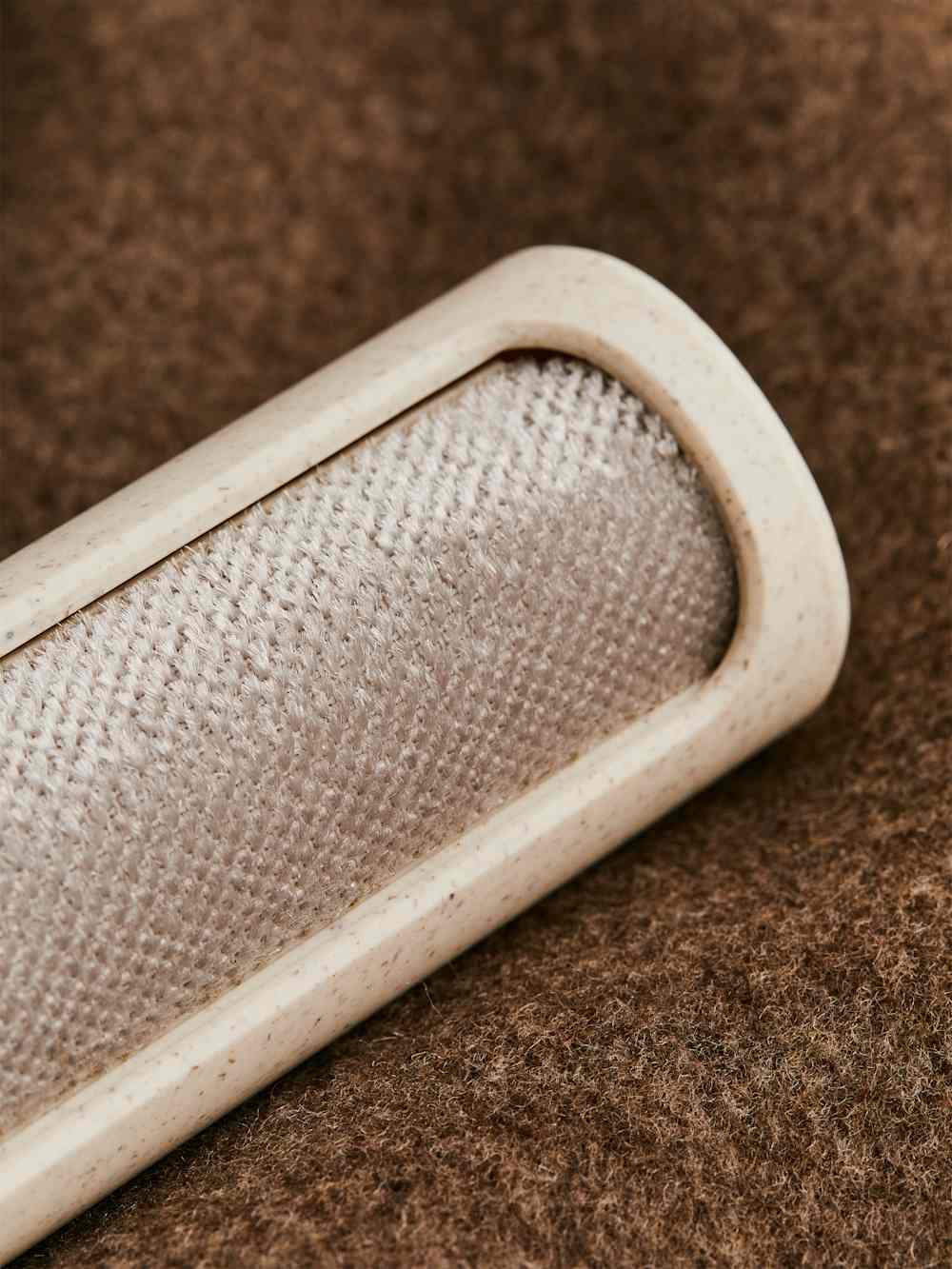 Reformation Steamery Lint Brush - Sand