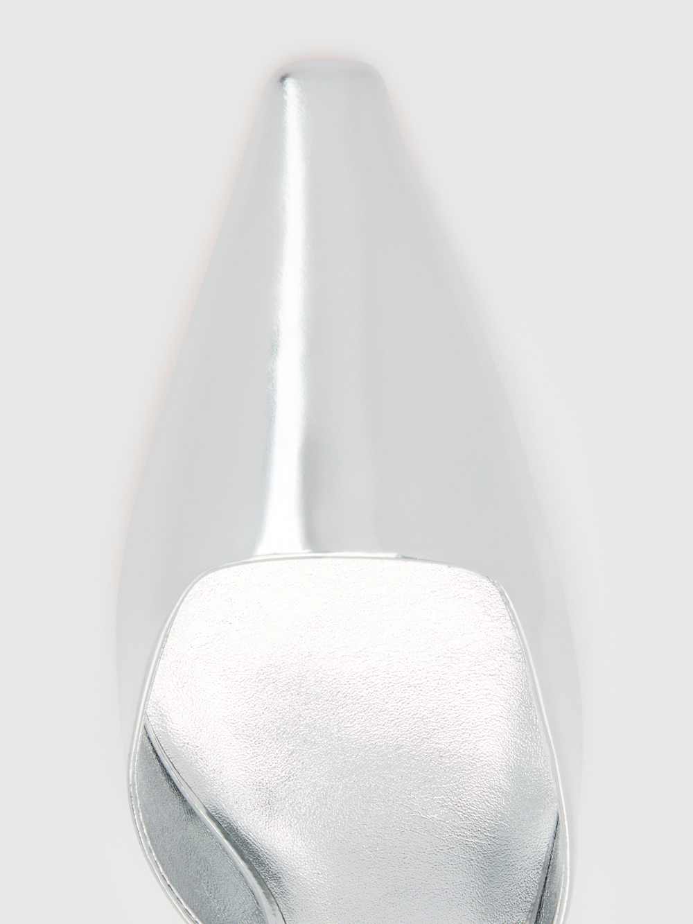 Reformation Natasha Pump - Mirror Metallic