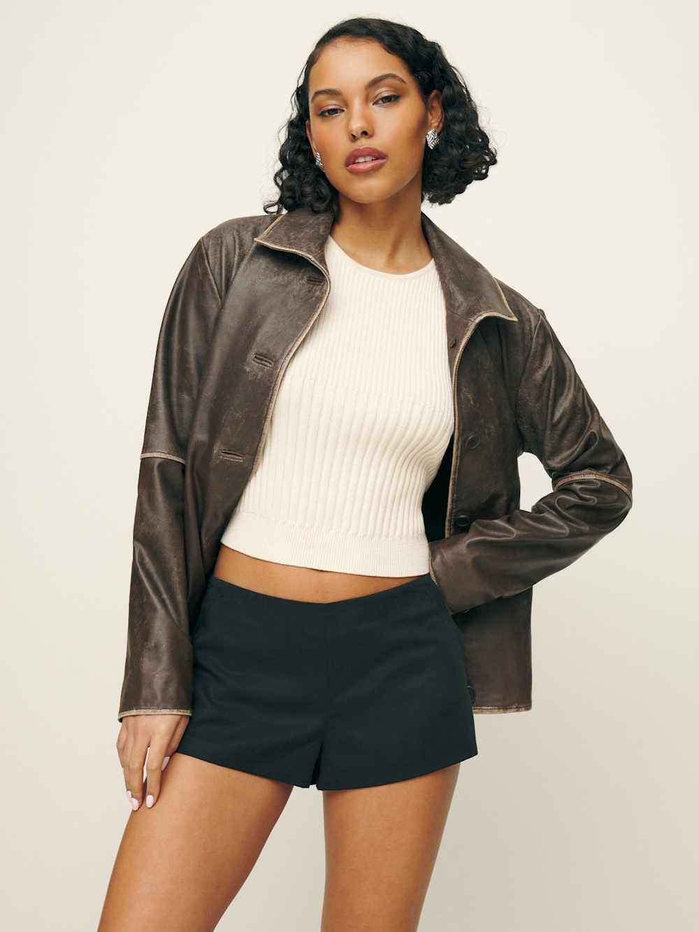 Reformation June Low Rise Short - Black