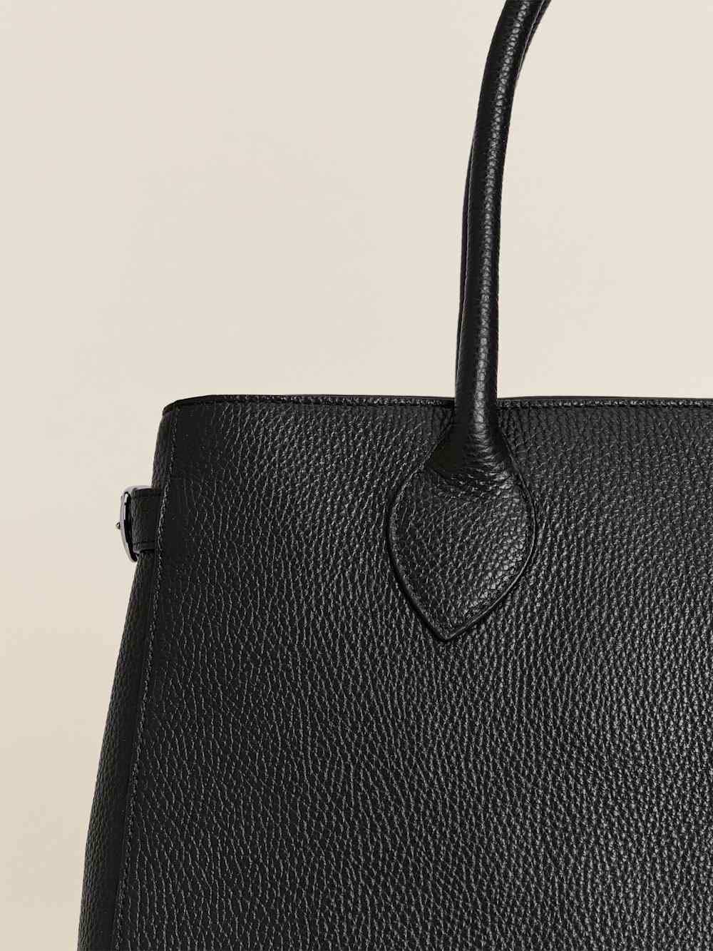 Reformation Oversized Patrizia Bag - Black Leather