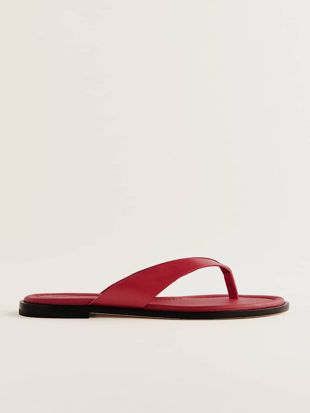 Reformation Jessie Thong Sandal - Lipstick Leather