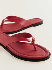Reformation Jessie Thong Sandal - Lipstick Leather