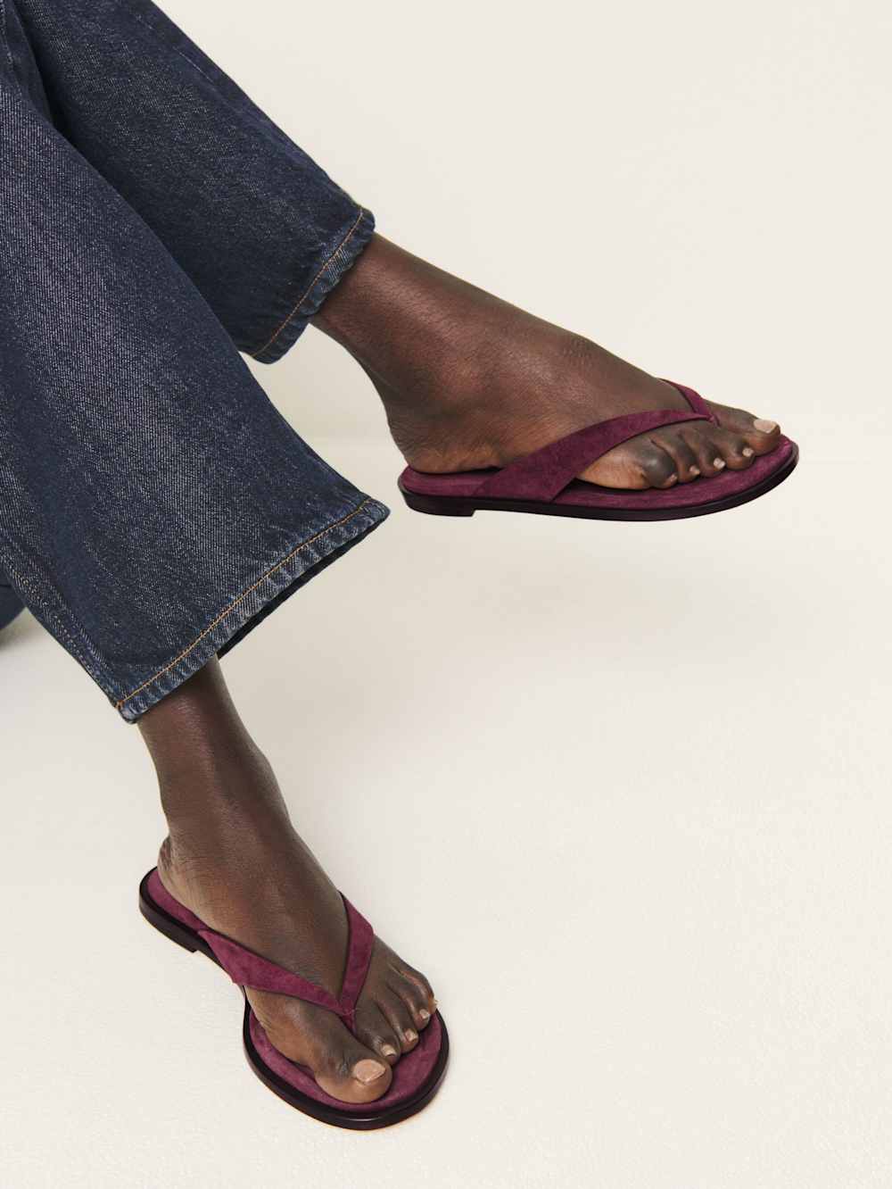 Reformation Jessie Thong Sandal - Ruby Suede