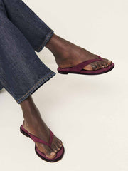 Reformation Jessie Thong Sandal - Ruby Suede