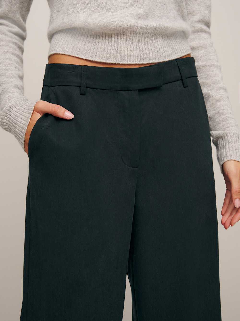Reformation Petites Carter Mid Rise Pant - Black