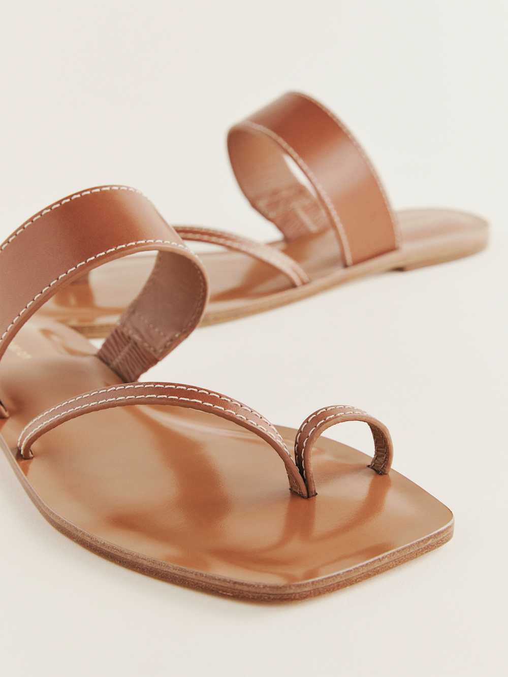 Reformation Sawyer Flat Sandal - Pecan Leather