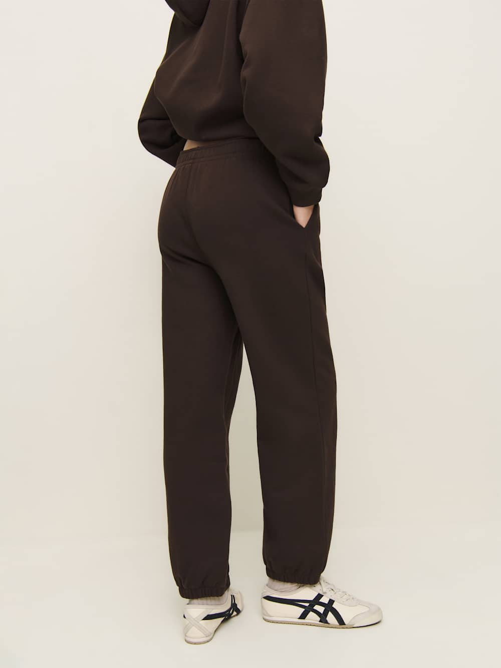 Reformation Skye Boyfriend Sweatpant - Mole
