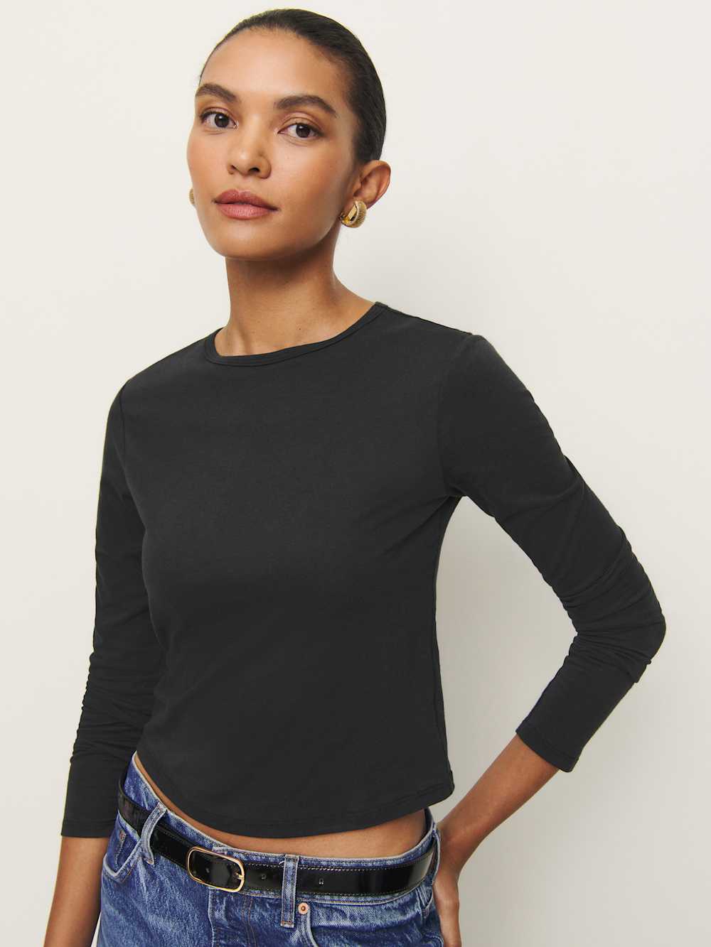 Reformation Ezra Slim Fit Long Sleeve - Black