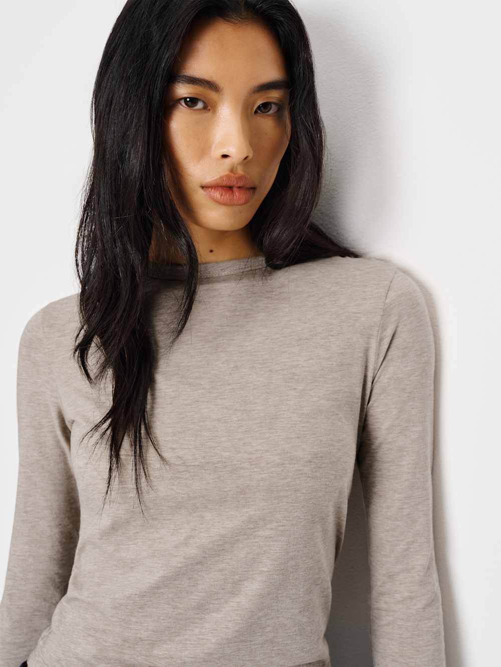 Reformation Ezra Slim Fit Long Sleeve - Heather Taupe