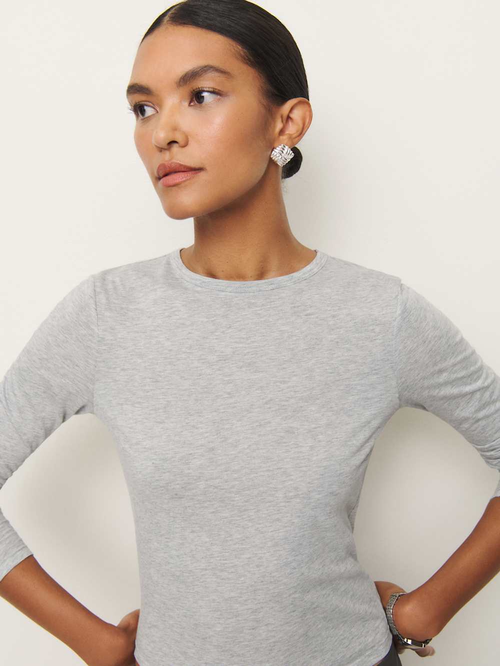 Reformation Ezra Slim Fit Long Sleeve - Heather Grey