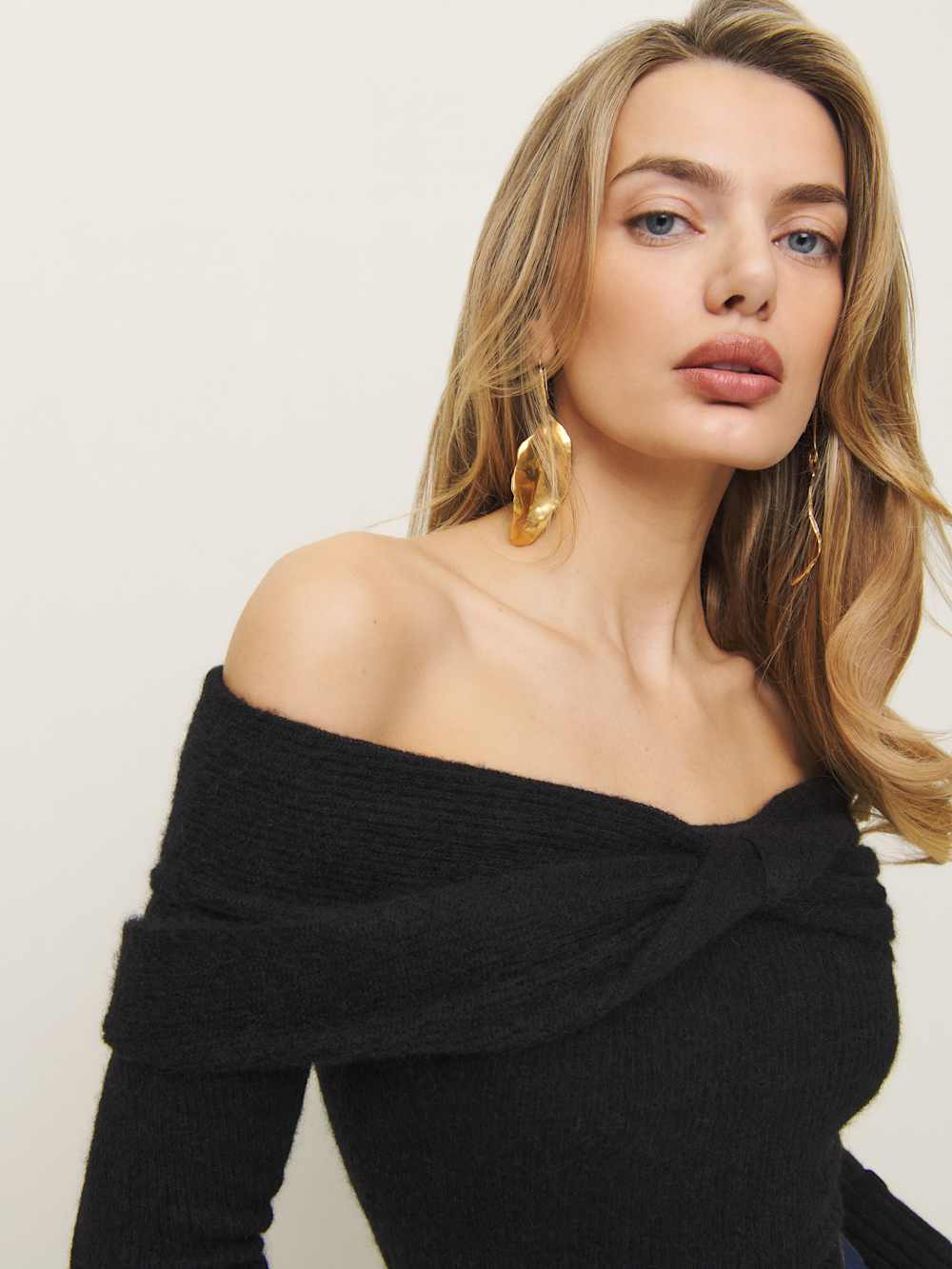 Reformation Florie Twist Front Sweater - Black