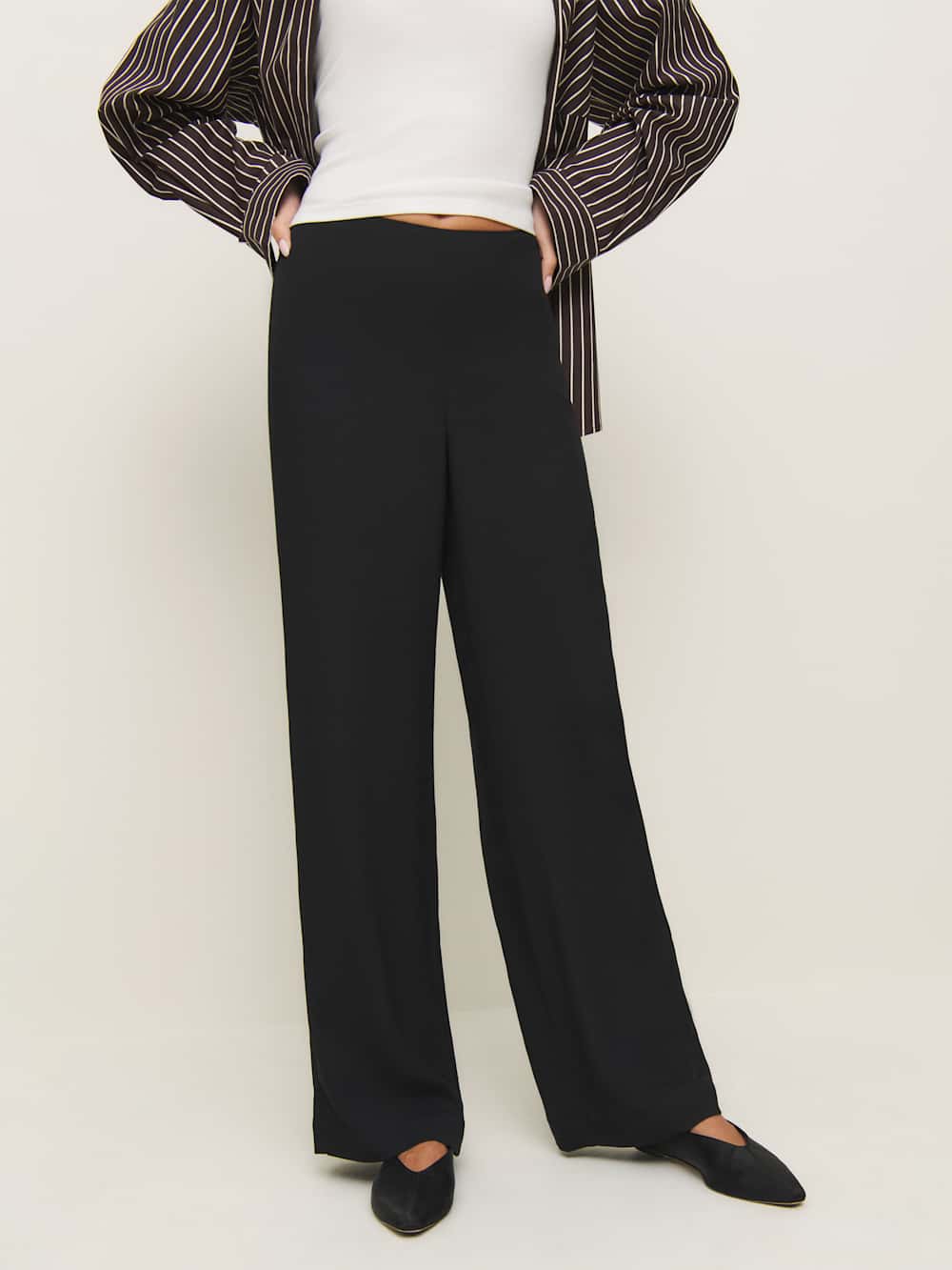 Reformation Hallie Mid Rise Pant - Black